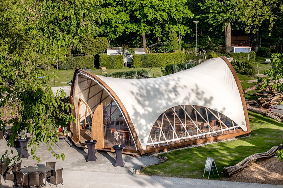 Segelloft Veranstaltungszelt